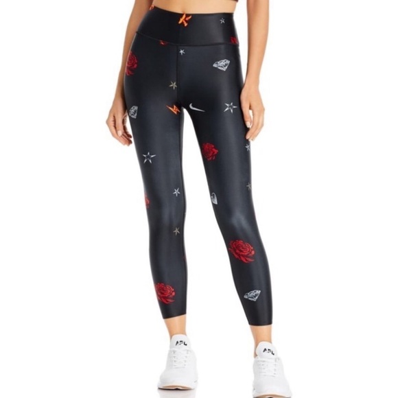 Nike Pants - NIKE Power Pocket Lux Printed Tights Size Small